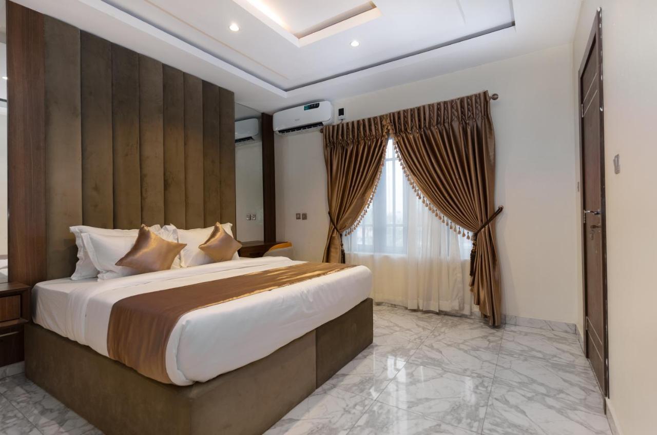 God'S Touch Apartments Remi Fani Kayode Gra. 伊凯贾 外观 照片