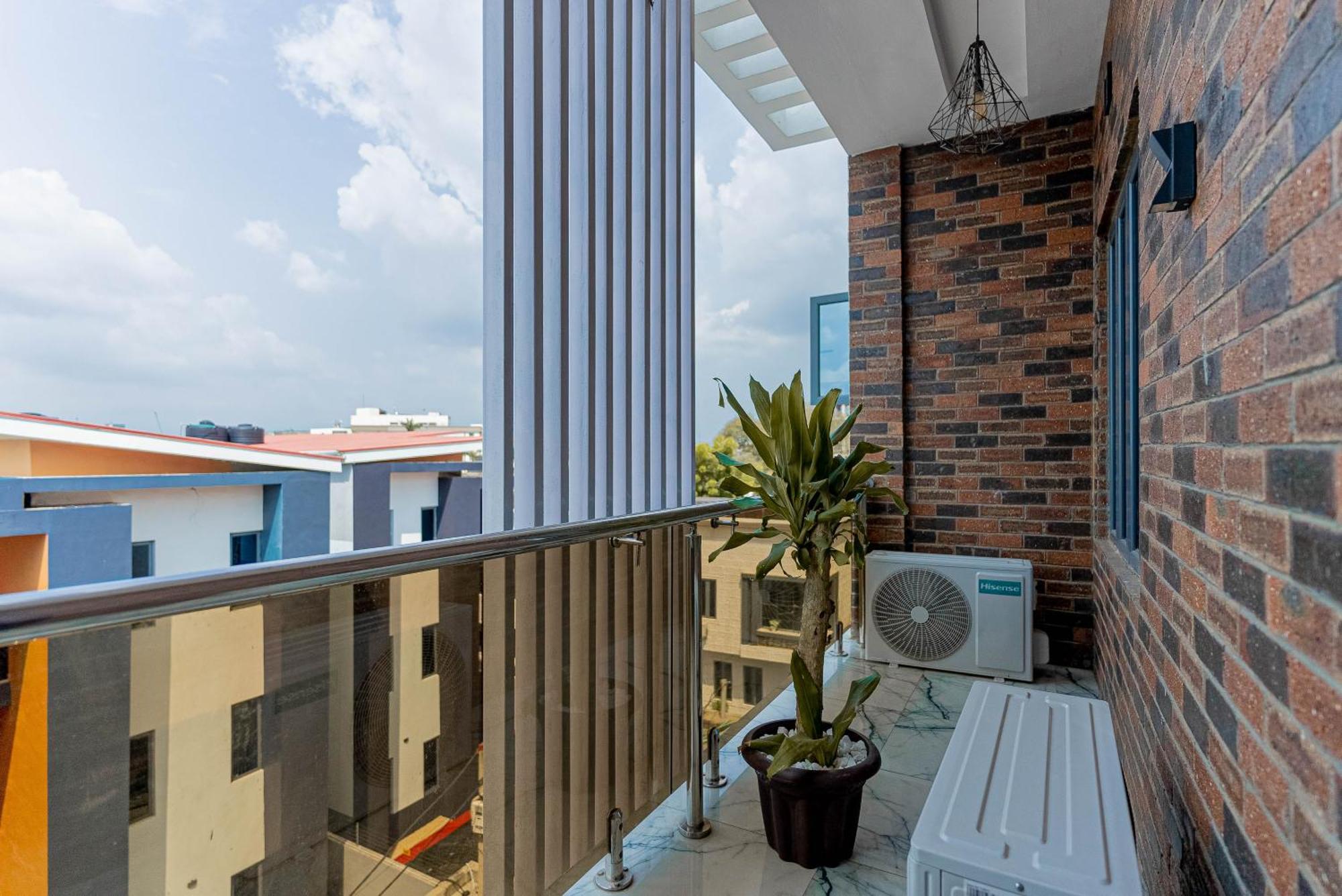 God'S Touch Apartments Remi Fani Kayode Gra. 伊凯贾 外观 照片